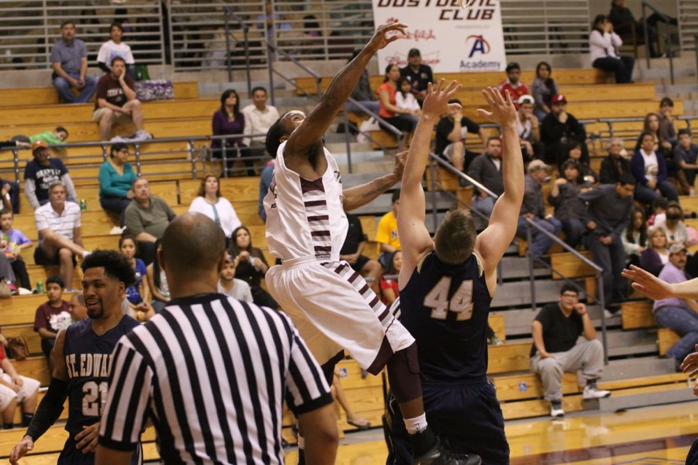 TAMIU BB v StEd - 308