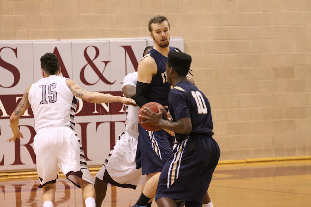 TAMIU BB v StEd - 460