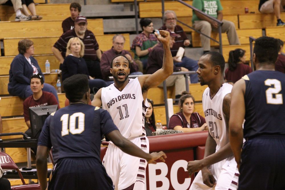 TAMIU BB v StEd - 443