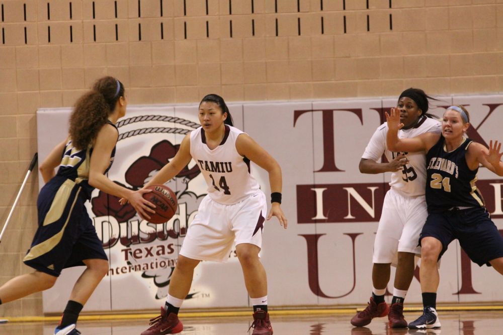 TAMIU BB v StEd - 089