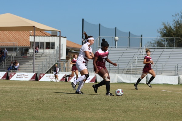 TAMIU Soccer 2019 - 028