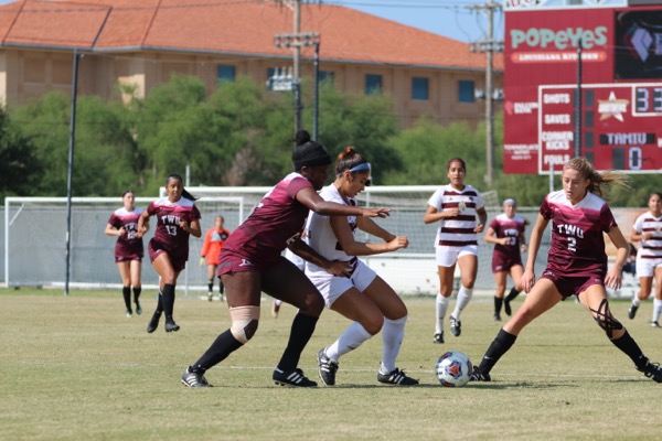 TAMIU Soccer 2019 - 057