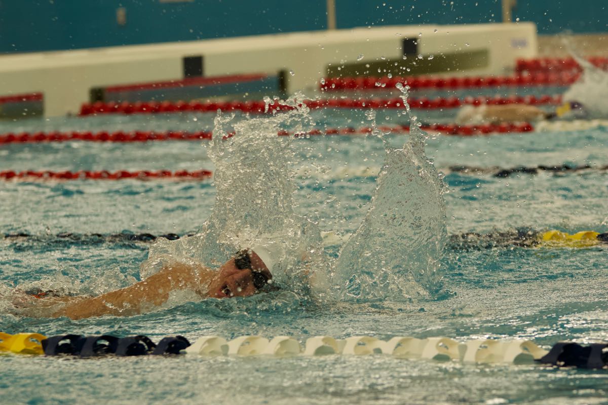 UHS.Swim. - 182