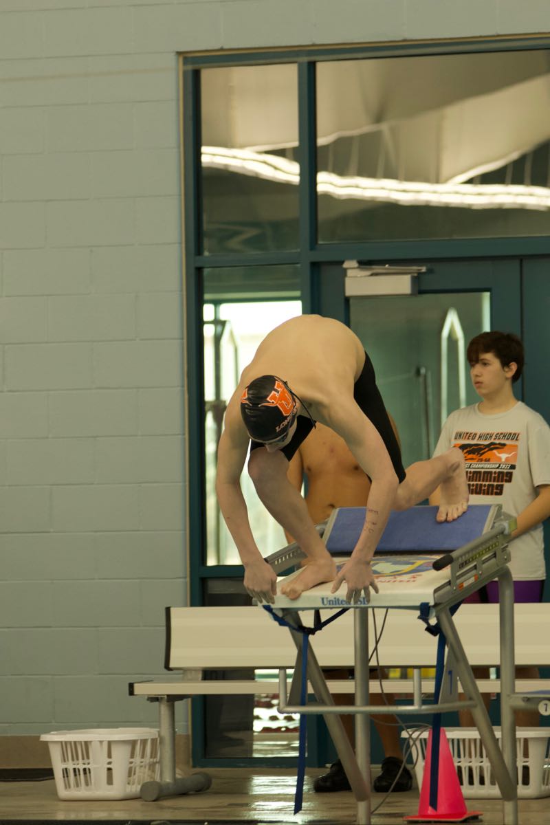 UHS.Swim. - 192