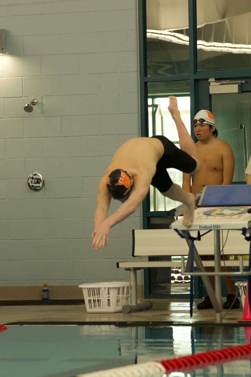 UHS.Swim. - 194