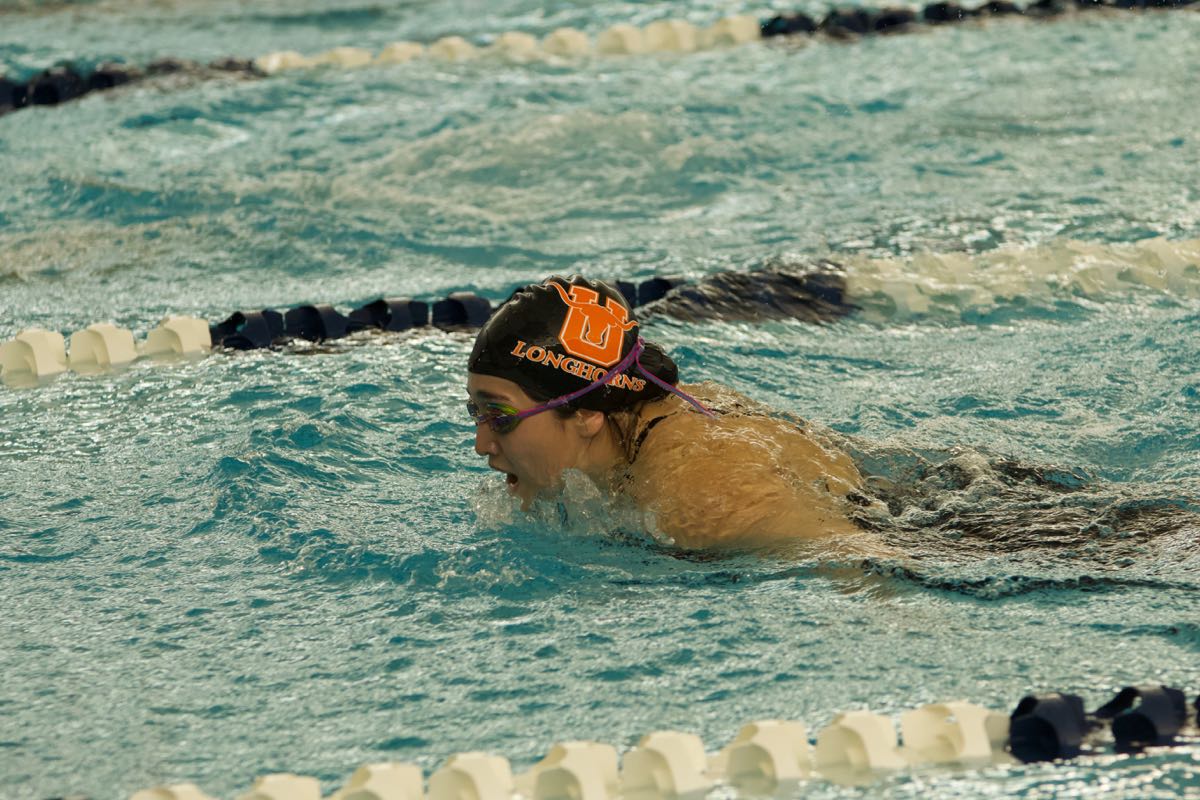 UHS.Swim. - 235