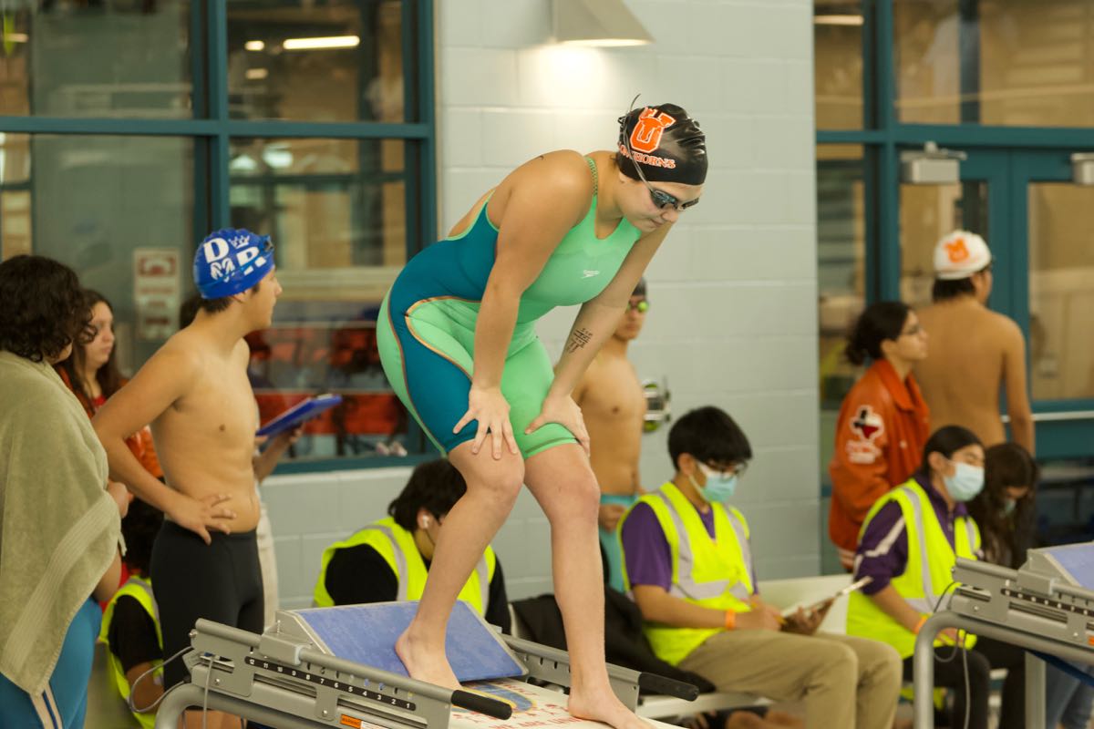 UHS.Swim. - 241