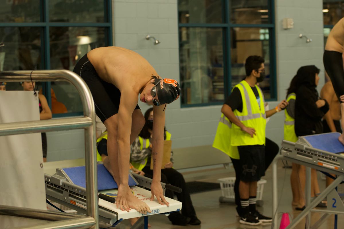 UHS.Swim. - 352