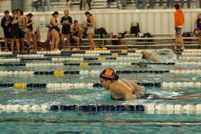 UHS.Swim. - 215