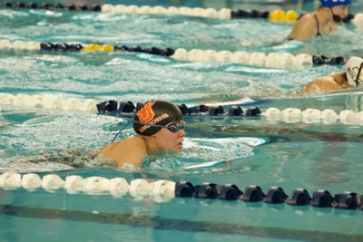 UHS.Swim. - 582